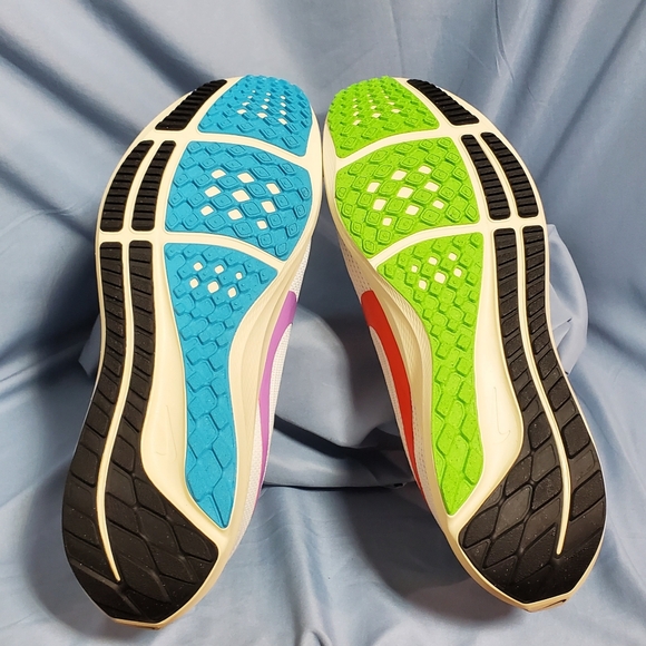 Nike Air Zoom Pegasus 40 PRM Men's Size 13 White Multicolor running FJ1051 100 - Picture 5 of 10